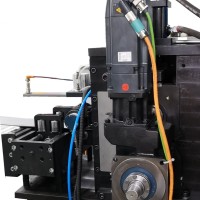 Vorschub-Servo